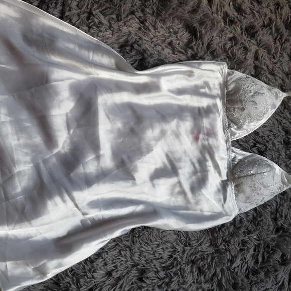 La Senza pretty sleepwear dress - Picture 3 of 10